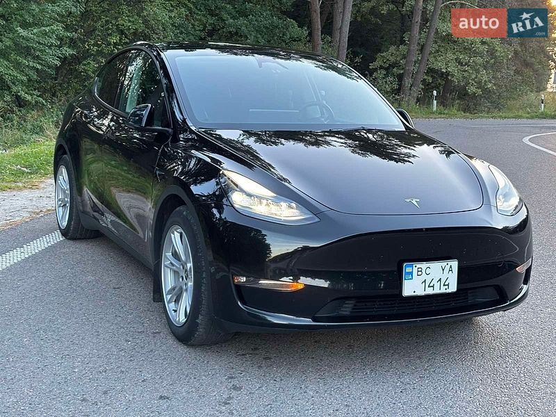 Позашляховик / Кросовер Tesla Model Y 2023 в Львові фото 3 Позашляховик / Кросовер Tesla Model Y 2023 в Львові