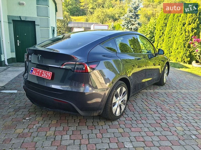 Позашляховик / Кросовер Tesla Model Y 2024 в Івано-Франківську фото 2 Позашляховик / Кросовер Tesla Model Y 2024 в Івано-Франківську