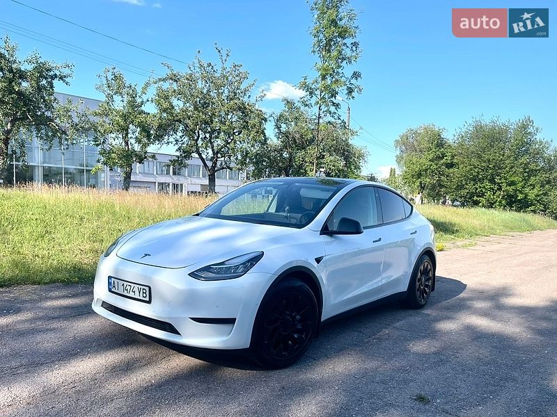 Внедорожник / Кроссовер Tesla Model Y 2021 в Чернигове