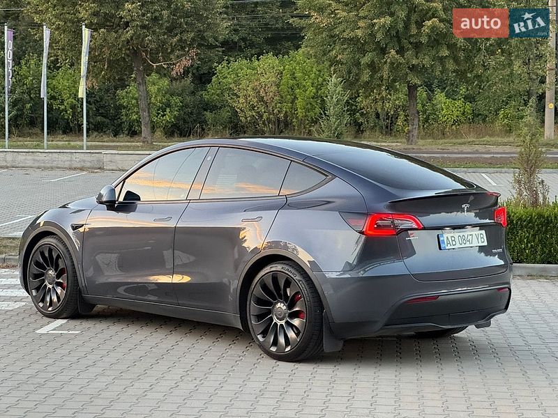 Позашляховик / Кросовер Tesla Model Y 2022 в Вінниці