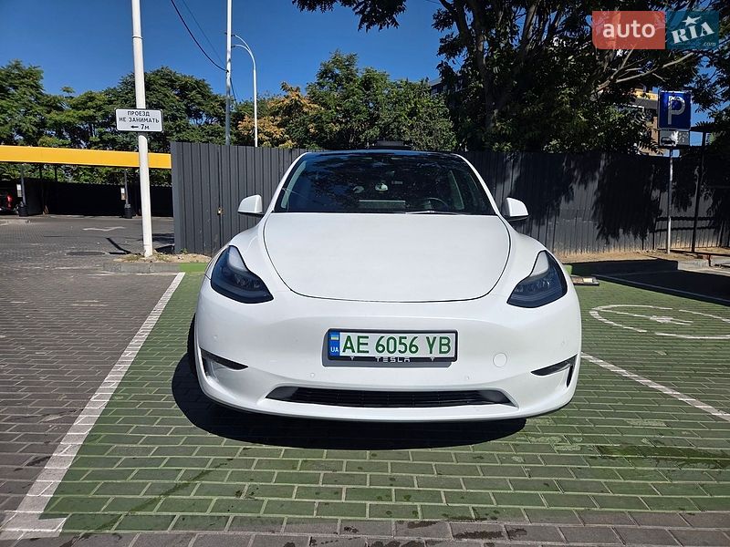 Tesla Model Y 2021 Tesla Model Y 2021