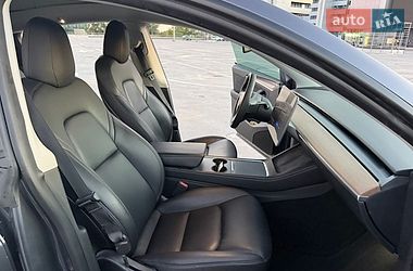 Позашляховик / Кросовер Tesla Model Y 2022 в Києві фото 11 Позашляховик / Кросовер Tesla Model Y 2022 в Києві