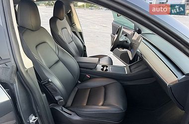 Позашляховик / Кросовер Tesla Model Y 2022 в Києві фото 12 Позашляховик / Кросовер Tesla Model Y 2022 в Києві