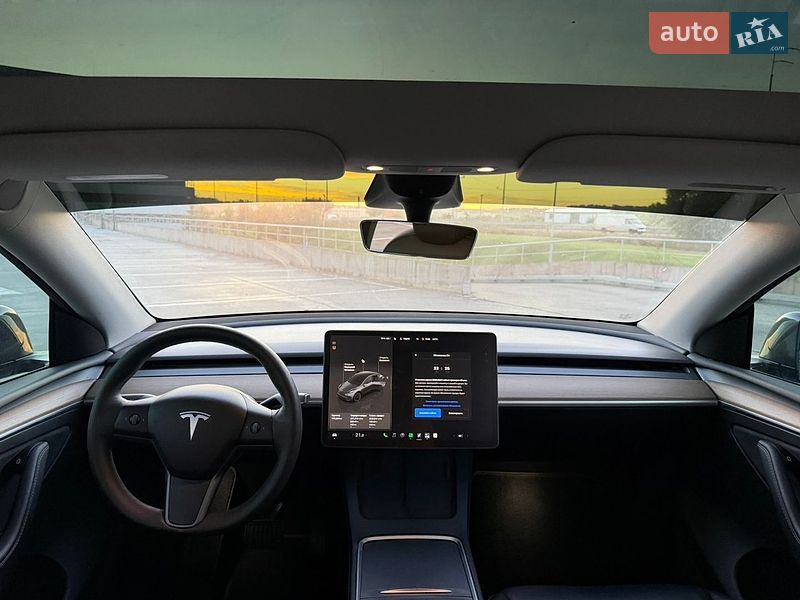 Позашляховик / Кросовер Tesla Model Y 2022 в Києві фото 16 Позашляховик / Кросовер Tesla Model Y 2022 в Києві