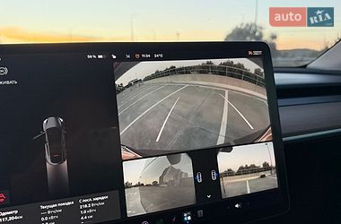 Позашляховик / Кросовер Tesla Model Y 2022 в Києві фото 21 Позашляховик / Кросовер Tesla Model Y 2022 в Києві