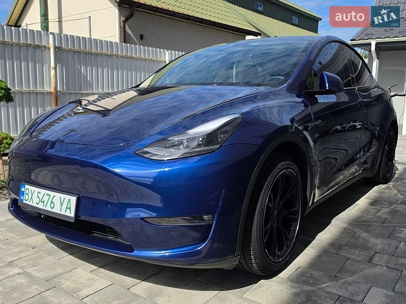 Позашляховик / Кросовер Tesla Model Y 2024 в Хмельницькому