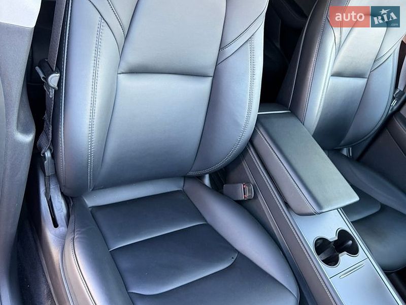 Внедорожник / Кроссовер Tesla Model Y 2022 в Одессе