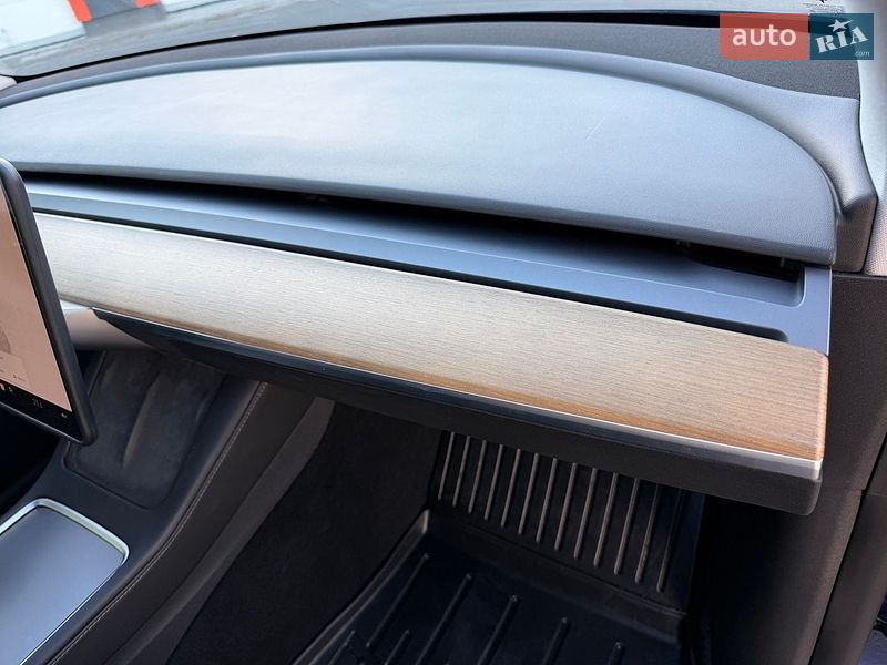Внедорожник / Кроссовер Tesla Model Y 2022 в Одессе