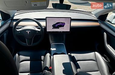 Позашляховик / Кросовер Tesla Model Y 2024 в Одесі