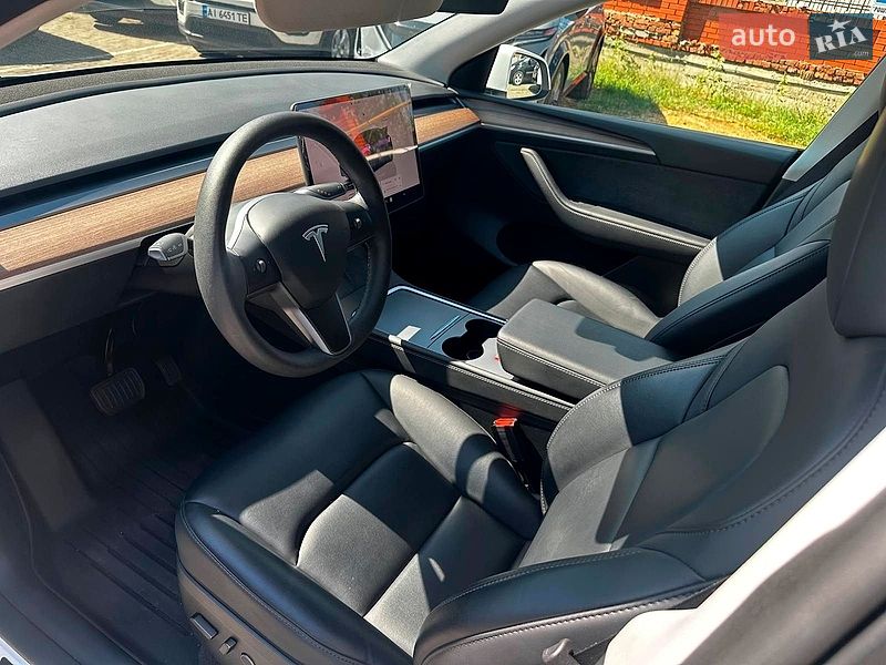 Позашляховик / Кросовер Tesla Model Y 2024 в Одесі
