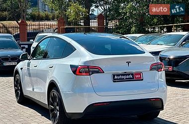 Позашляховик / Кросовер Tesla Model Y 2024 в Одесі