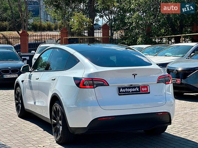 Позашляховик / Кросовер Tesla Model Y 2024 в Одесі