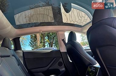 Позашляховик / Кросовер Tesla Model Y 2024 в Одесі