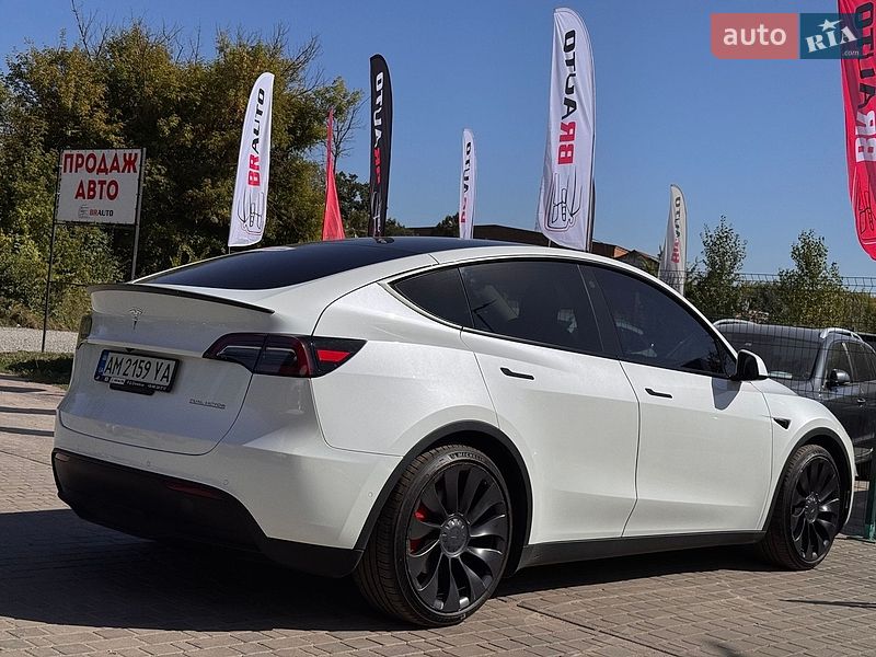 Внедорожник / Кроссовер Tesla Model Y 2022 в Бердичеве