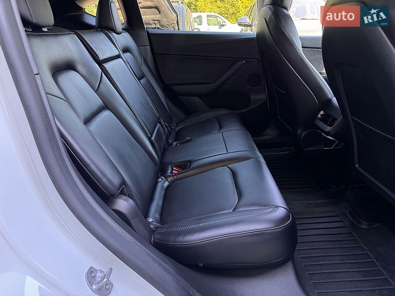 Внедорожник / Кроссовер Tesla Model Y 2022 в Бердичеве