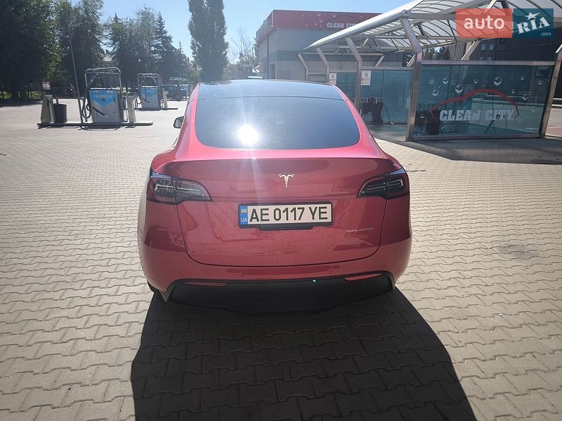 Внедорожник / Кроссовер Tesla Model Y 2022 в Кривом Роге
