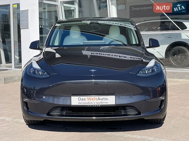 Позашляховик / Кросовер Tesla Model Y 2024 в Чернівцях фото 11 Позашляховик / Кросовер Tesla Model Y 2024 в Чернівцях