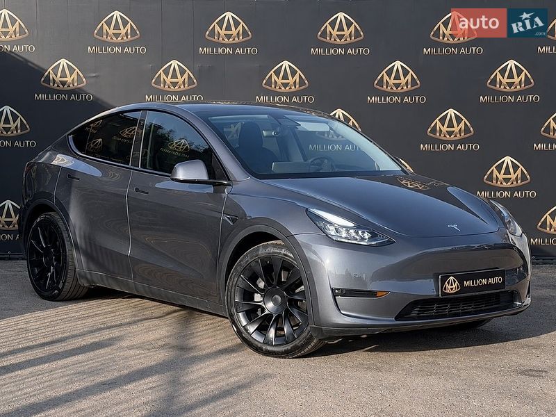 Tesla Model Y 2022