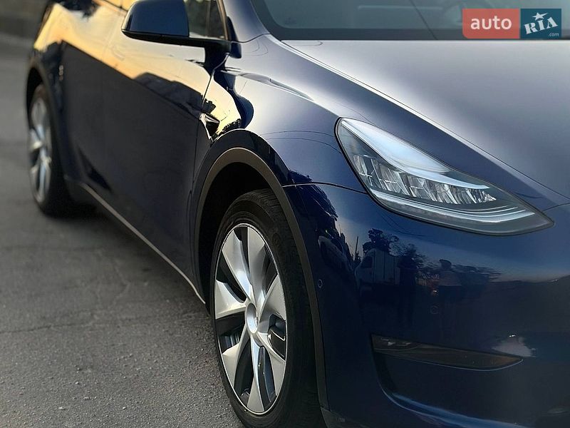 Позашляховик / Кросовер Tesla Model Y 2022 в Харкові