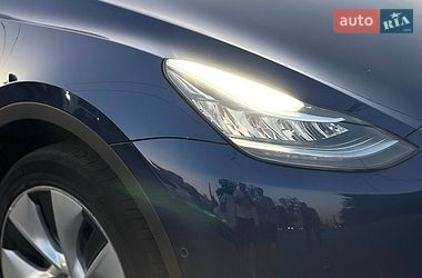 Позашляховик / Кросовер Tesla Model Y 2022 в Харкові