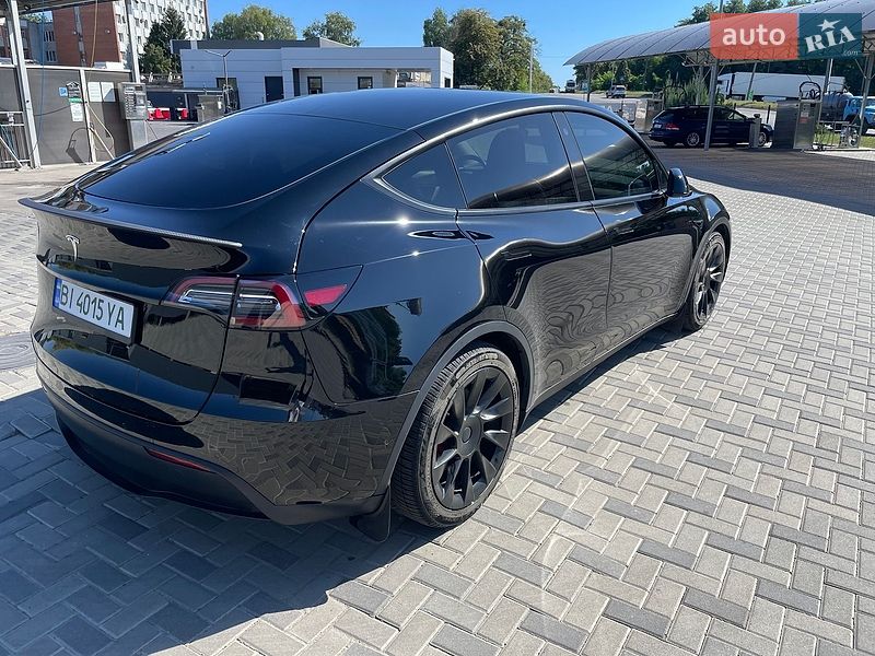Позашляховик / Кросовер Tesla Model Y 2022 в Полтаві фото 7 Позашляховик / Кросовер Tesla Model Y 2022 в Полтаві