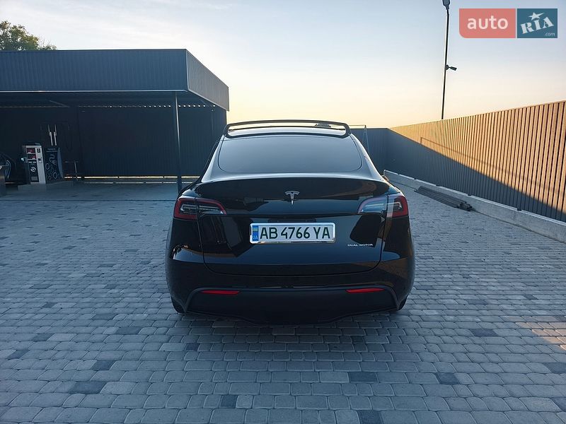 Позашляховик / Кросовер Tesla Model Y 2022 в Гнівані