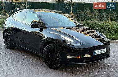 Позашляховик / Кросовер Tesla Model Y 2023 в Києві