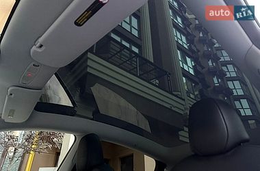 Позашляховик / Кросовер Tesla Model Y 2023 в Києві
