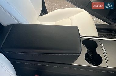 Внедорожник / Кроссовер Tesla Model Y 2024 в Хмельницком