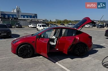 Позашляховик / Кросовер Tesla Model Y 2023 в Києві