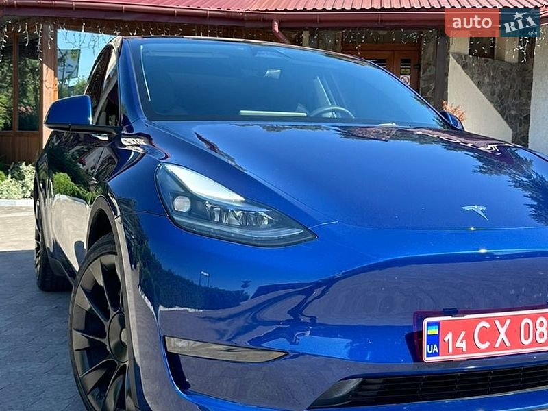 Позашляховик / Кросовер Tesla Model Y 2023 в Львові