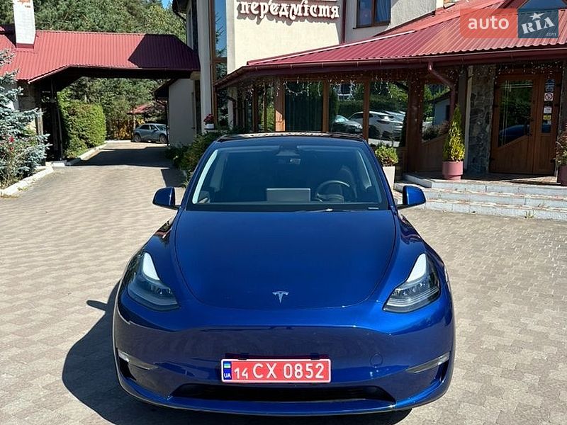 Позашляховик / Кросовер Tesla Model Y 2023 в Львові