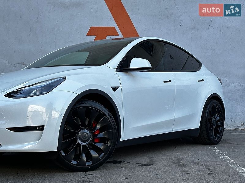 Внедорожник / Кроссовер Tesla Model Y 2021 в Одессе