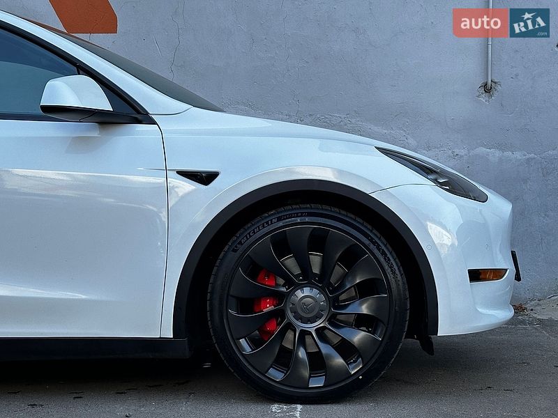 Внедорожник / Кроссовер Tesla Model Y 2021 в Одессе