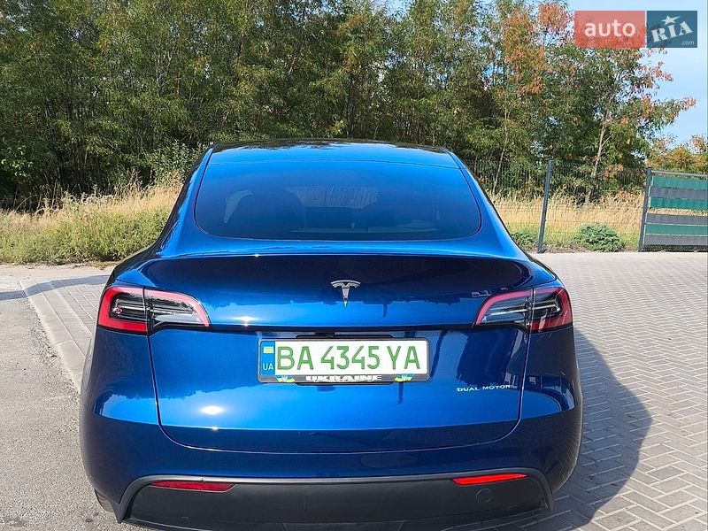 Внедорожник / Кроссовер Tesla Model Y 2024 в Кропивницком