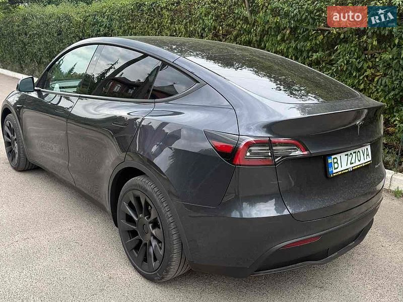 Внедорожник / Кроссовер Tesla Model Y 2024 в Полтаве