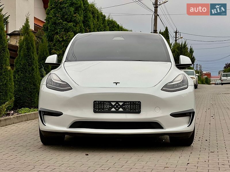 Позашляховик / Кросовер Tesla Model Y 2023 в Хмельницькому