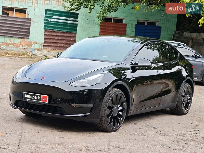Tesla Model Y 2022