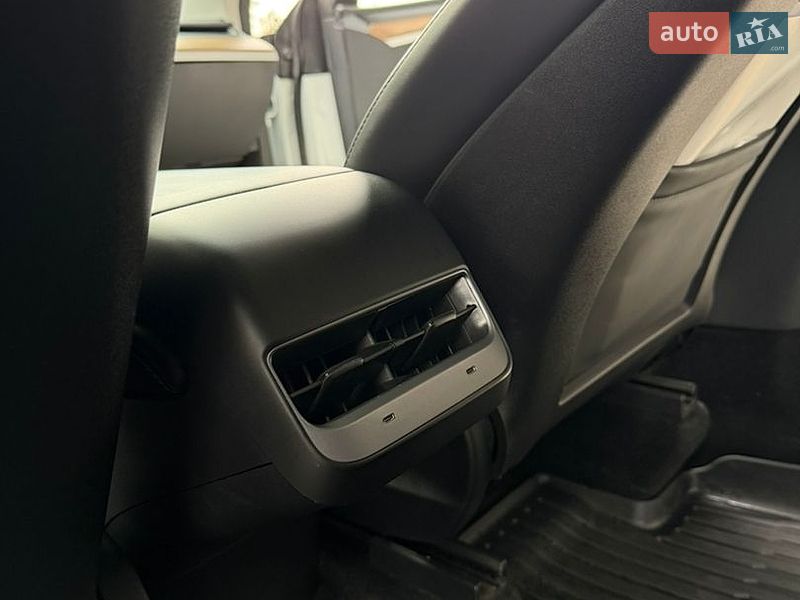 Внедорожник / Кроссовер Tesla Model Y 2023 в Черновцах фото 48 Внедорожник / Кроссовер Tesla Model Y 2023 в Черновцах