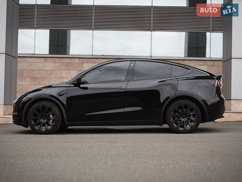 Позашляховик / Кросовер Tesla Model Y 2022 в Києві