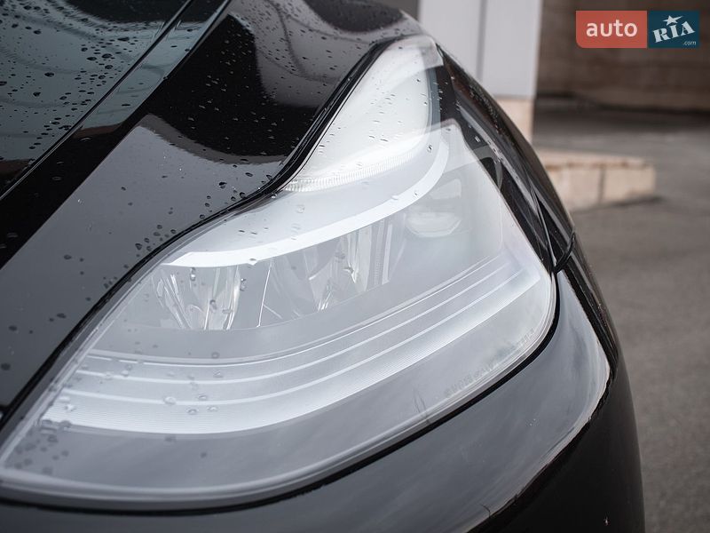 Позашляховик / Кросовер Tesla Model Y 2022 в Києві