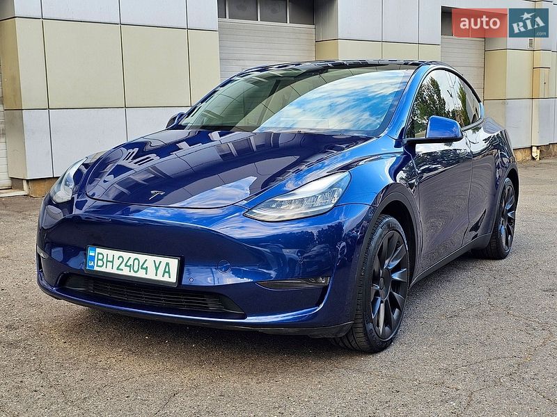 Tesla Model Y 2021