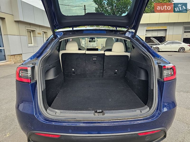 Внедорожник / Кроссовер Tesla Model Y 2021 в Одессе