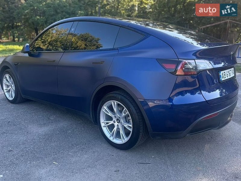 Внедорожник / Кроссовер Tesla Model Y 2024 в Виннице