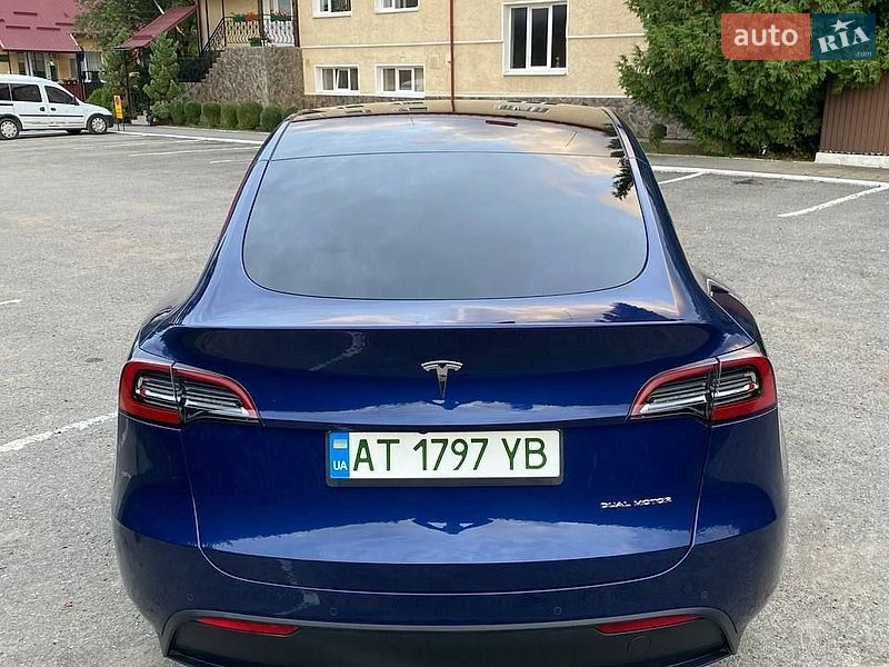 Внедорожник / Кроссовер Tesla Model Y 2022 в Ивано-Франковске