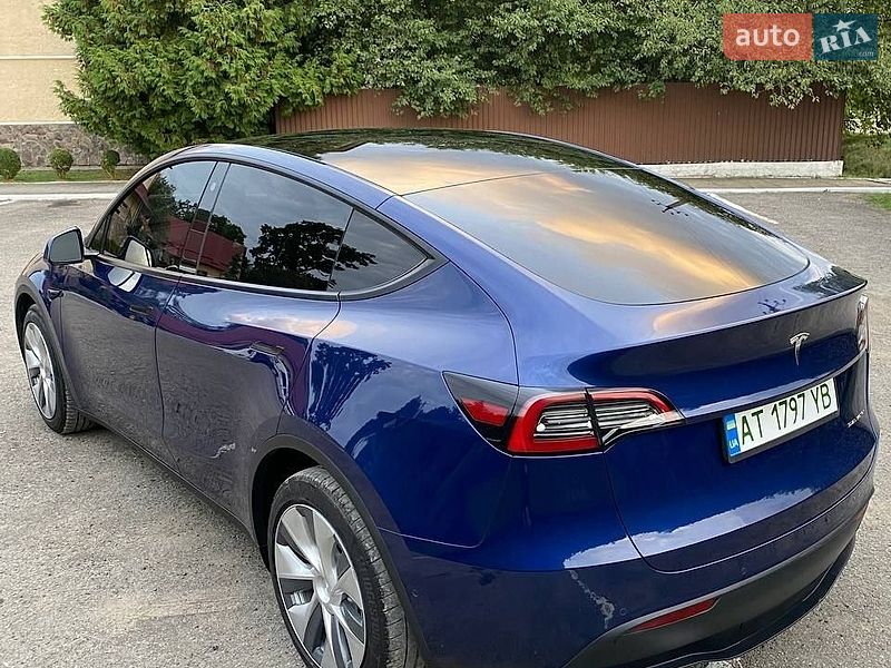 Внедорожник / Кроссовер Tesla Model Y 2022 в Ивано-Франковске