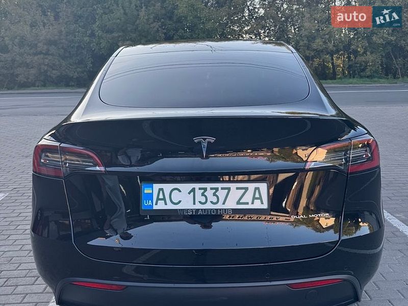 Позашляховик / Кросовер Tesla Model Y 2021 в Луцьку фото 2 Позашляховик / Кросовер Tesla Model Y 2021 в Луцьку