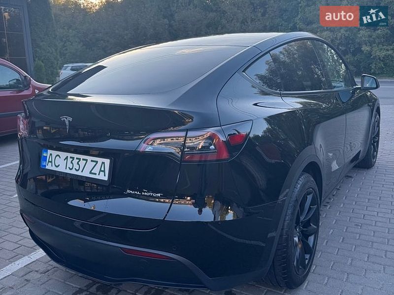 Позашляховик / Кросовер Tesla Model Y 2021 в Луцьку фото 6 Позашляховик / Кросовер Tesla Model Y 2021 в Луцьку
