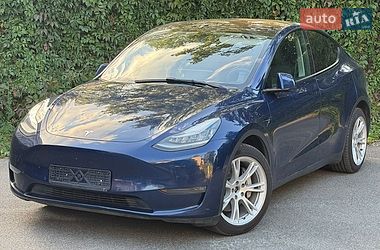 Внедорожник / Кроссовер Tesla Model Y 2022 в Киеве