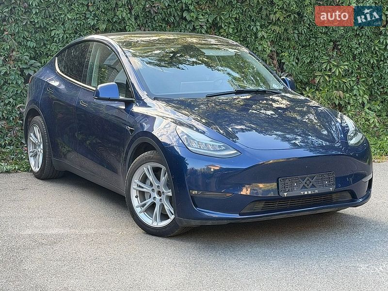 Внедорожник / Кроссовер Tesla Model Y 2022 в Киеве